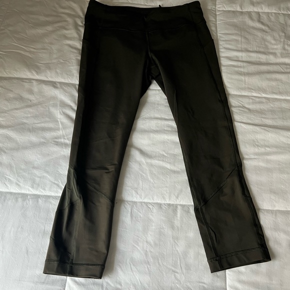 Lululemon pace rival crop size 6 - Picture 2 of 7